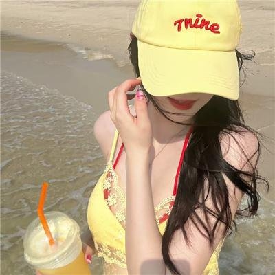 秘林謎村